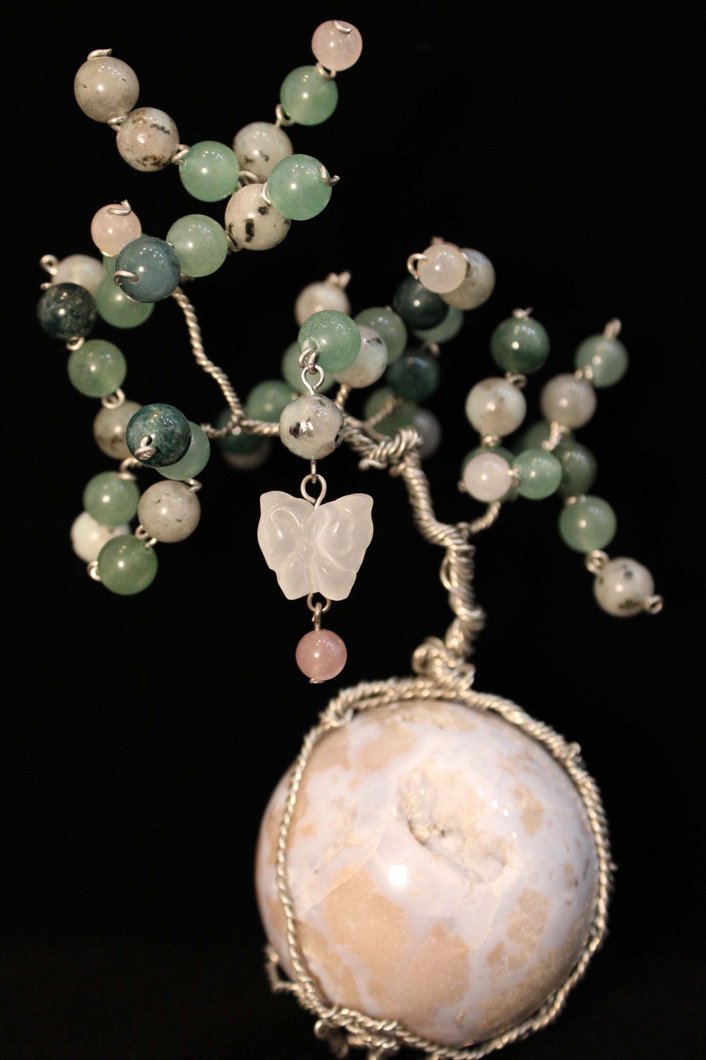 Petal Agate Statue