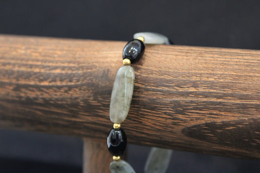 Serpentine and Black Onyx Bracelet