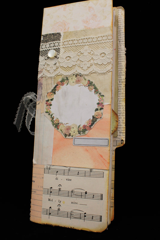 Art Jounal - floral and lace