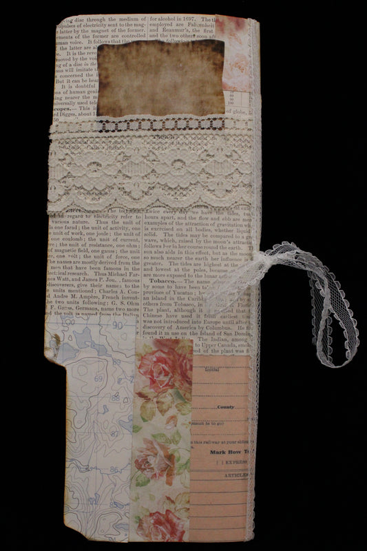Art Jounal - floral and lace